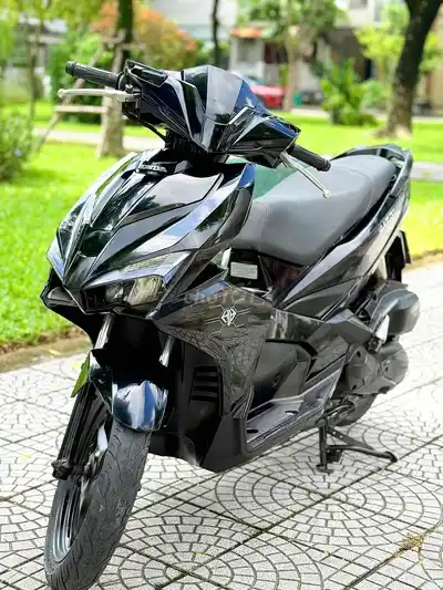 Honda Air Blade 2016 Черный глянцевый