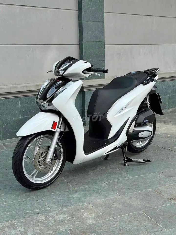 SH125 ABS 2025 7000KM, оригинальный двигатель, собственник, возможен обмен