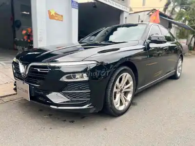 VinFast Lux A Plus 2022 Черный 29 000 км