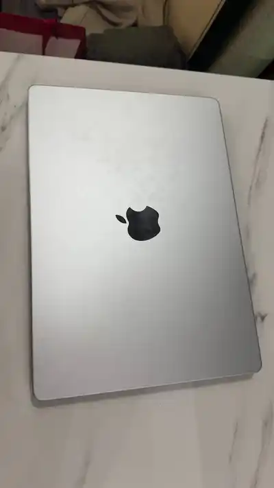 MacBook Pro 14” M4