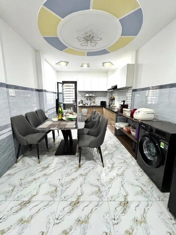 Дом у парка Гиа Динь, 2 этажа, 3 спальни, 52 кв.м
