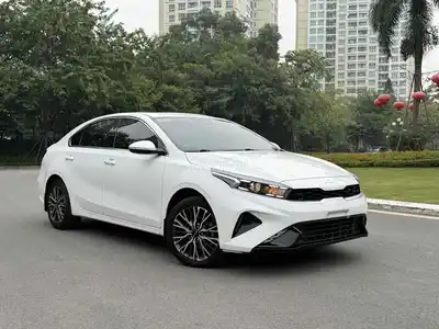 KIA K3 1.6 LUXURY 2025 Белый 20 тыс. км