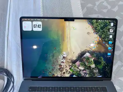 Apple MacBook Air 15" M5 16/512 ГБ