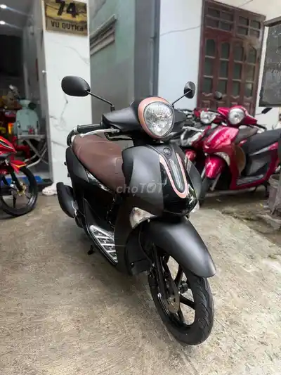 Yamaha Janus 2024 чёрный матовый, автомат