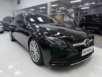 Mercedes-Benz E300 AMG 2016 odo 60168 км