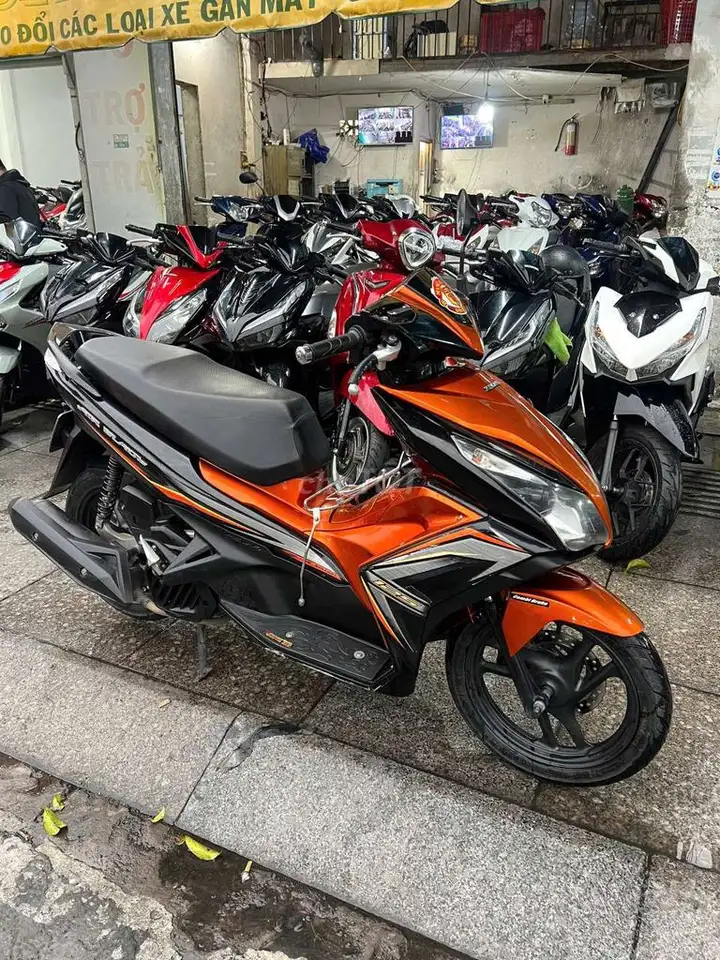 Honda Air Blade 2014 оранжево-черный