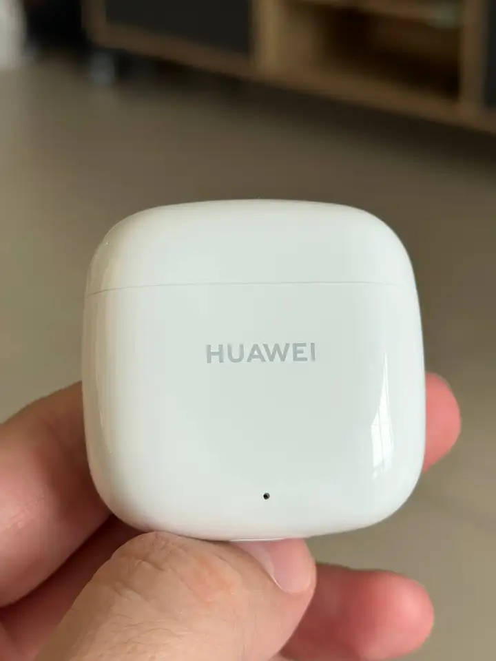 Huawei Freebuds SE 2 и Freebuds 3