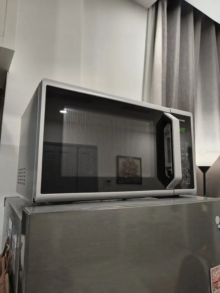 Микроволновка Toshiba с грилем