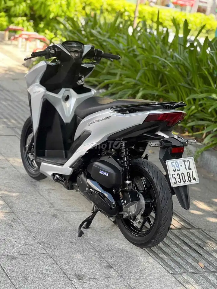 Vario 125 2022 Серебристый Porsche Индонезия гор.номер 1хозяин