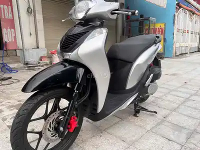 Honda SH Mode 2018 Серебряный карман.Косметологический автомобиль.BSTP.Хорошая цена