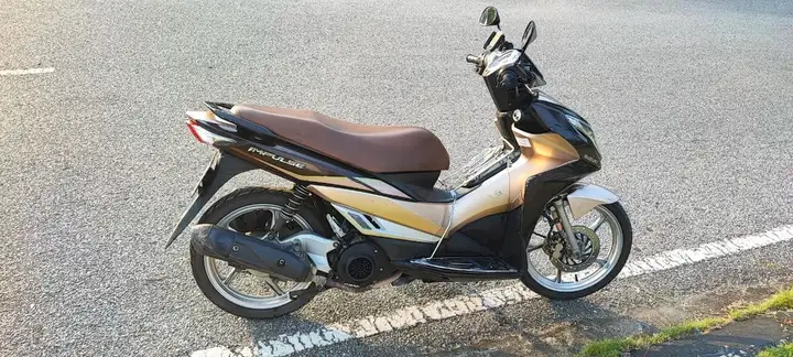 Suzuki Impulse