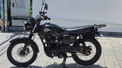 Кавасаки W175 черный