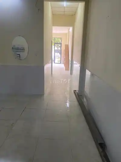 Дом с фасадом на улице Ле Дай Хань, рядом с Нгуен Хуу Тхо