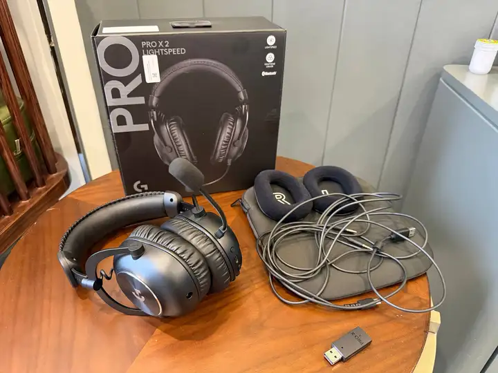 Logitech G Pro X2, МФУ HP Laser MFP 136a, PowerBank 2E 24000mah