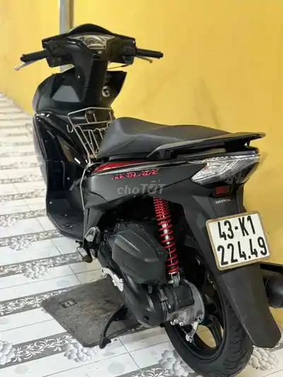 Air Blade 125 2014 года, матовый черный, в отличном состоянии 43K1-224.49