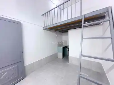 Комната с кондиционером «свободна 1/9», рядом с Банковским ун-том, колледж Тхудюк, рынок Тхудюк