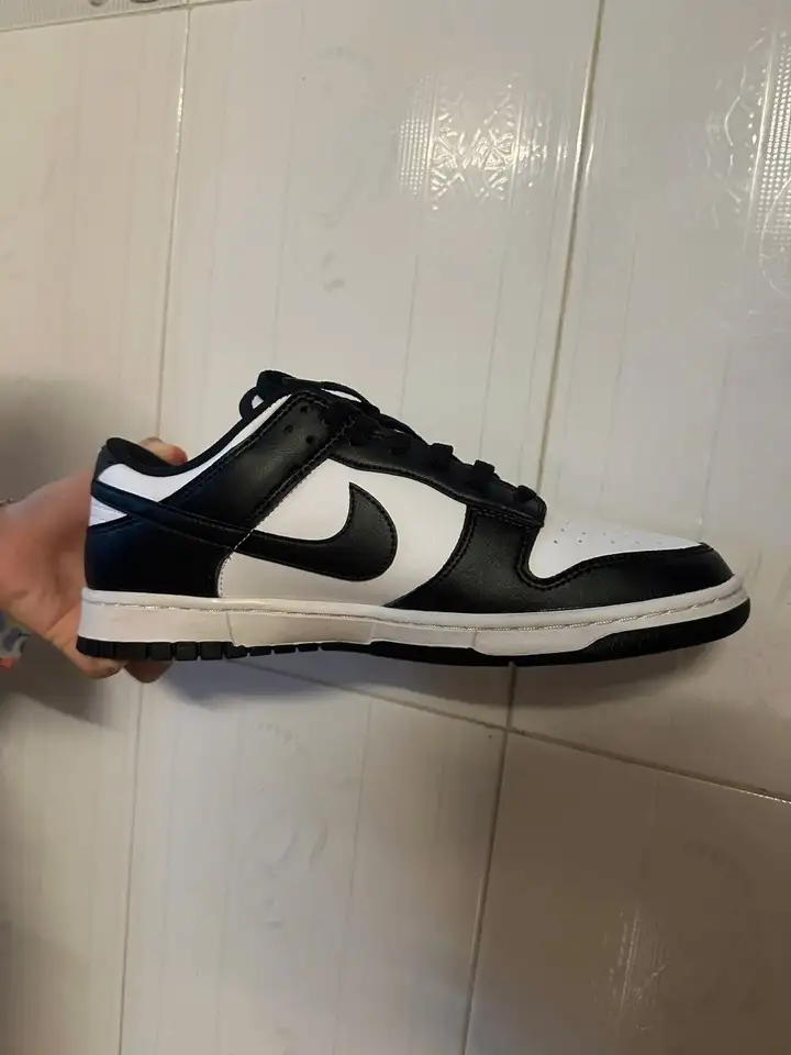 Nike Dunk Low Panda