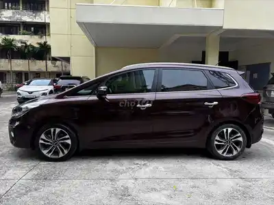 Kia Rondo 2017 - GAT, автомат, темно-красный, 69 000 км