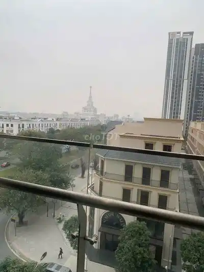 Квартира в аренду 1N+H3 полностью меблирована, вид на Уокинг-стрит + VinUni