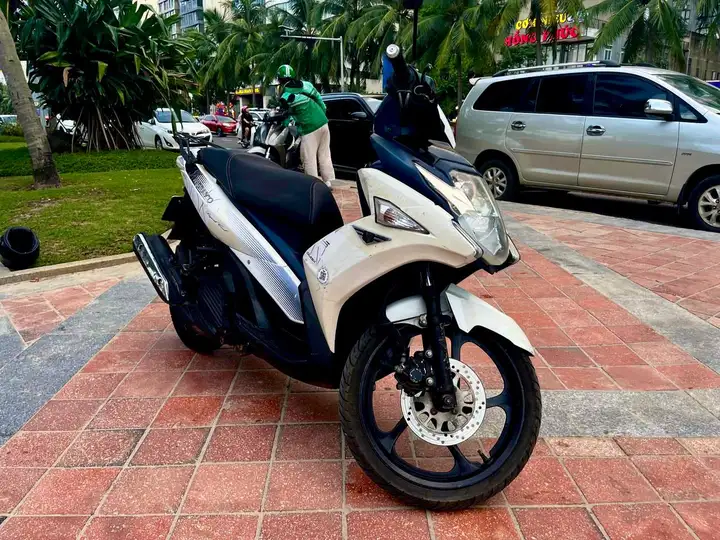 Yamaha Nouvo 6