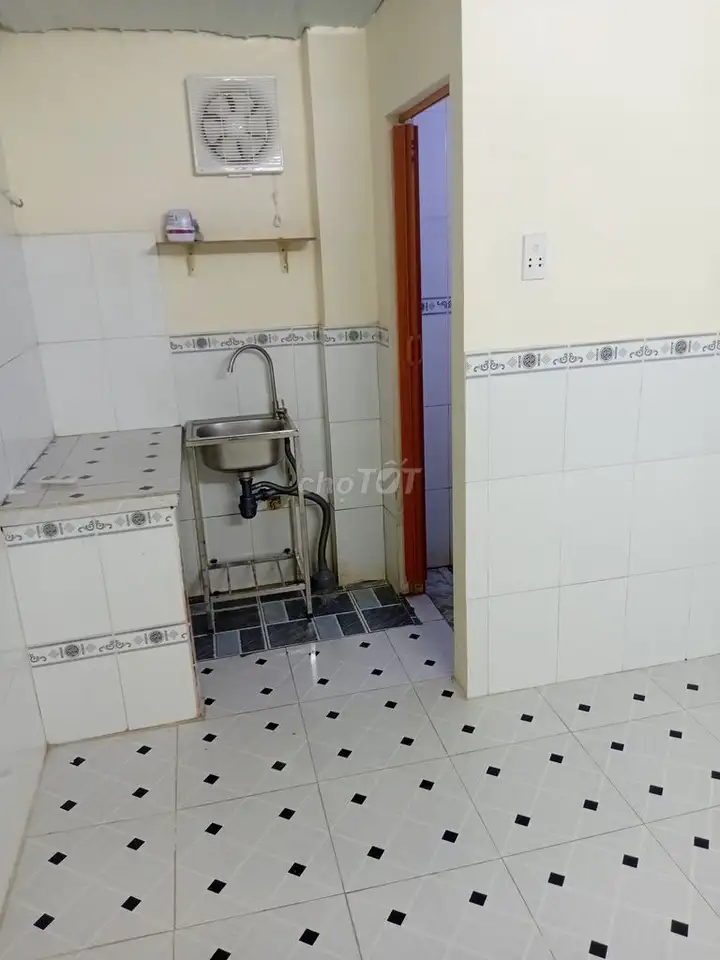 Новая комната с кондиционером, ул. Dien Luc