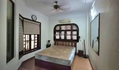 Аренда дома 60м² с 5 спальнями, переулок 445 Lac Long Quan, Tay Ho