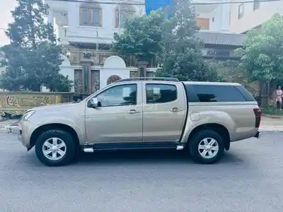 Isuzu D-Max 2016 2.5AT Автомат