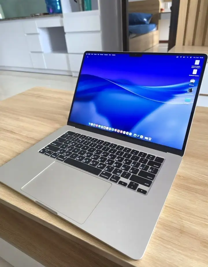 Macbook Air 15 M2