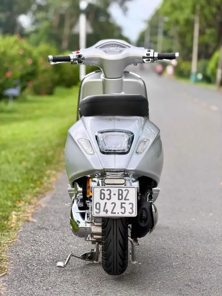 Piaggio Sprint 125 ABS 2023 Серебристый 11000 км Тюнинг