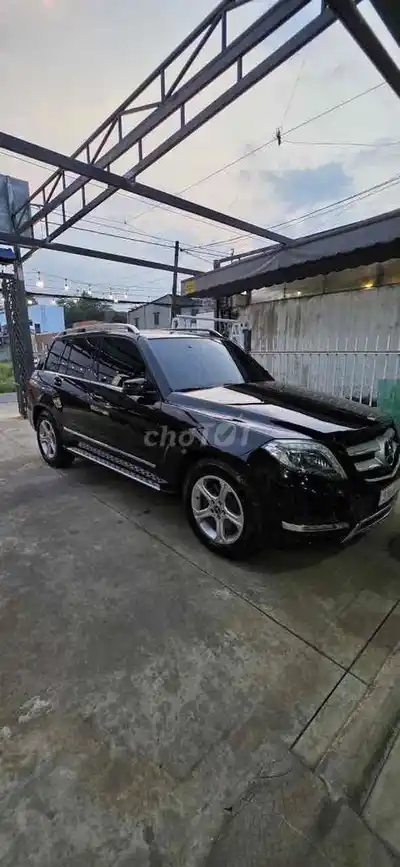 Мерседес-Бенц GLK300 2012 черный Вьетнам