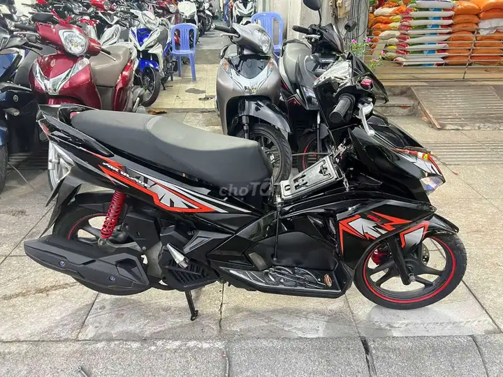 Honda Air Blade 2017 Черный Скутер