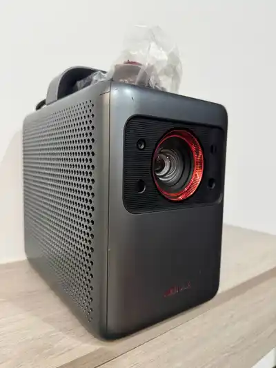 Лазерный проектор Anker Nebula Cosmos Laser D2341