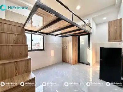DUPLEX-квартира со световым окном рядом с университетами Ван Ланг и Конг Нгьеп Зо ВАП