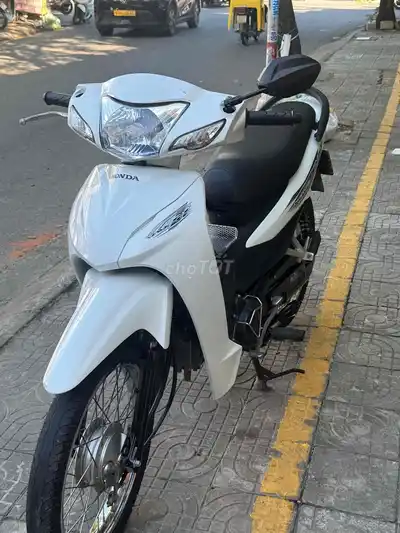 Honda Wave Alpha 2025 белый