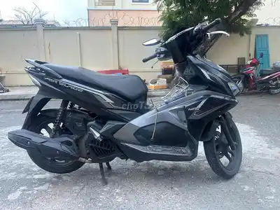 HONDA AIR BLADE 125CC ЧЕРНО-СЕРЕБРИСТЫЙ