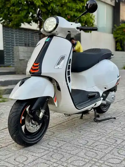 GTS SUPER 125 IGET БЕЛЫЙ 10/2019