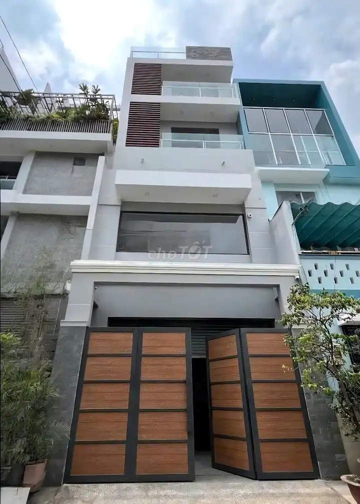 Аренда дома, 30A Duong So 2, Cu Xa Lu Gia, P.15, Q.11