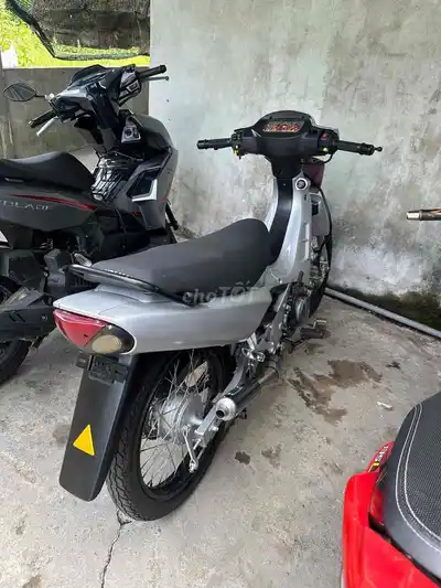 Suzuki Sport Silver Vietnam