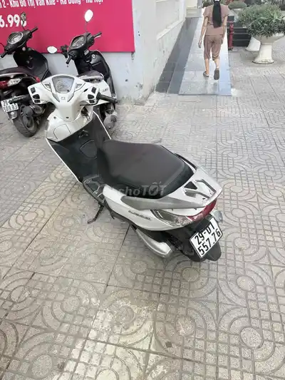 Honda Lead 2013 инжектор 125 fi, белая