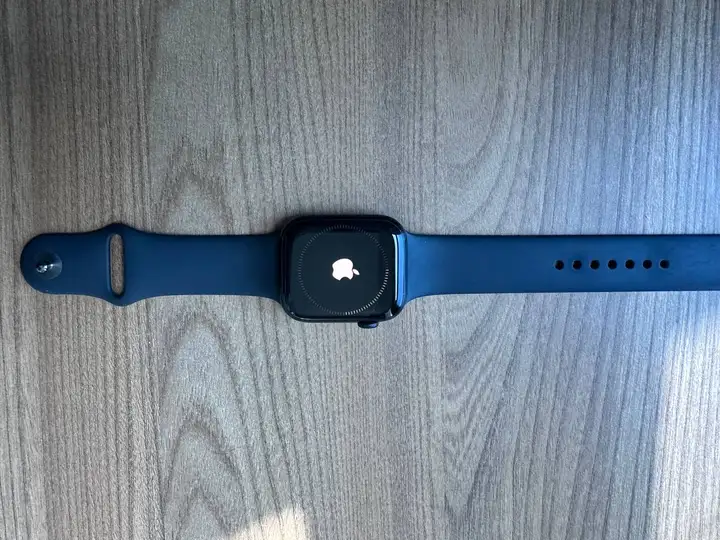 Apple Watch Series 7, 45 мм