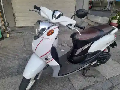 Yamaha Mio Classico 2011, белый с коричневым, городская регистрация
