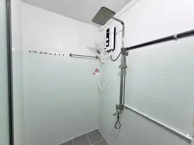 Аренда 2-го этажа дома на Dương Hiến Quyền, 120 м², 2 спальни