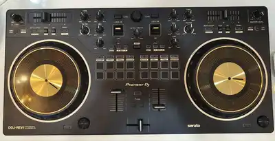 DJ-контроллер Pioneer DDJ-REV1