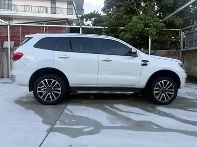 Ford Everest 2022 Titanium