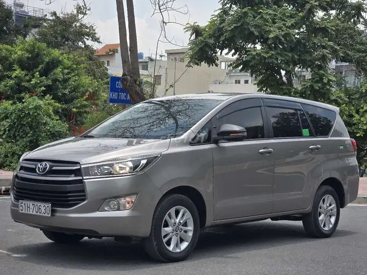 Toyota Innova 2.0G SX 2019 AT 108000 км Гарантия 1 год