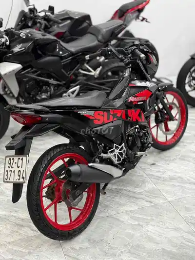 Suzuki Raider 150 FI — первоначальный взнос 3.000.000, забирайте