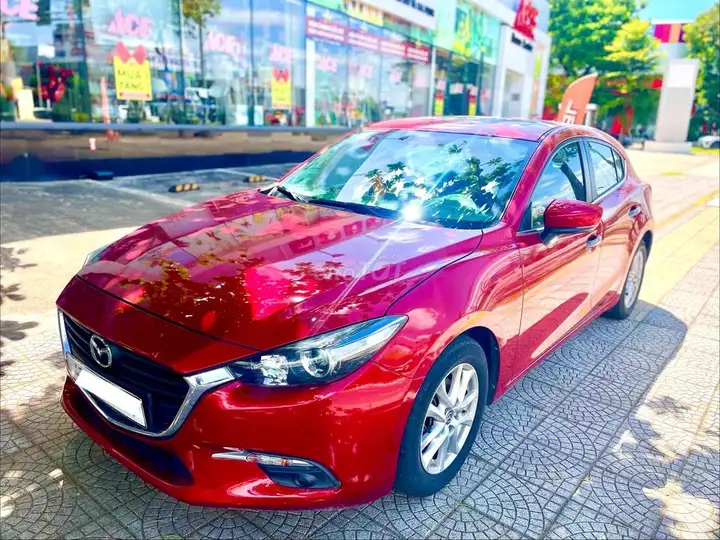 Mazda Mazda 3 1.5 AT Sport 2019 Красный 70000 км