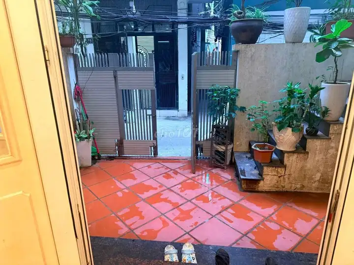 Cho thuê nhà nguyên căn 3.5 tầng 70m2 Thụy Khuê - Tây Hồ