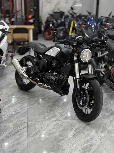 Мотоцикл GPX Gentleman 200 Cafe Racer черный Тайланд