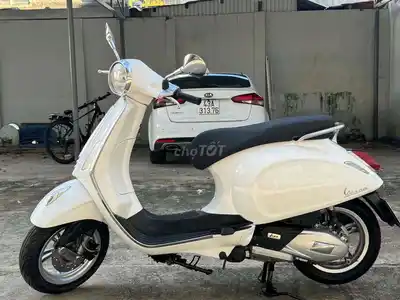 Скутер Piaggio Vespa Primavera iGet ABS Белый